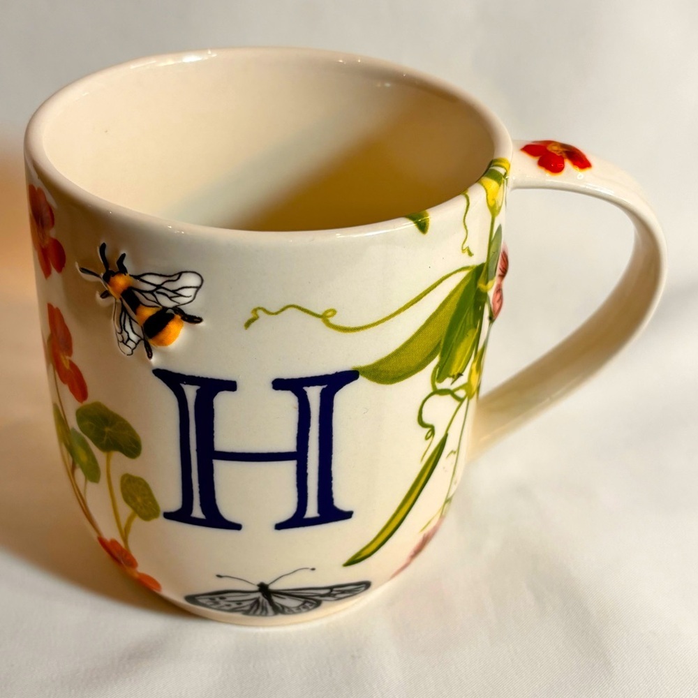 ANTHROPOLOGIE Letter H Embossed Sweetpea Flowers and Bee Ceramic Mug